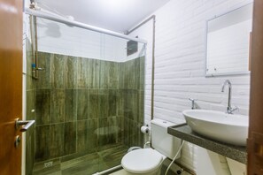 Shower, towels