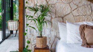 1 bedroom, premium bedding, in-room safe, iron/ironing board - Central Park Tulum by Los Amigos (Tulum)