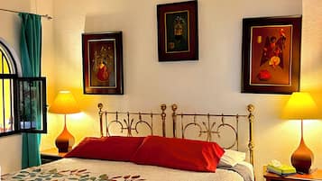 Premium Villa, 1 King Bed, Kitchen | Individually decorated, individually furnished, free WiFi, bed sheets