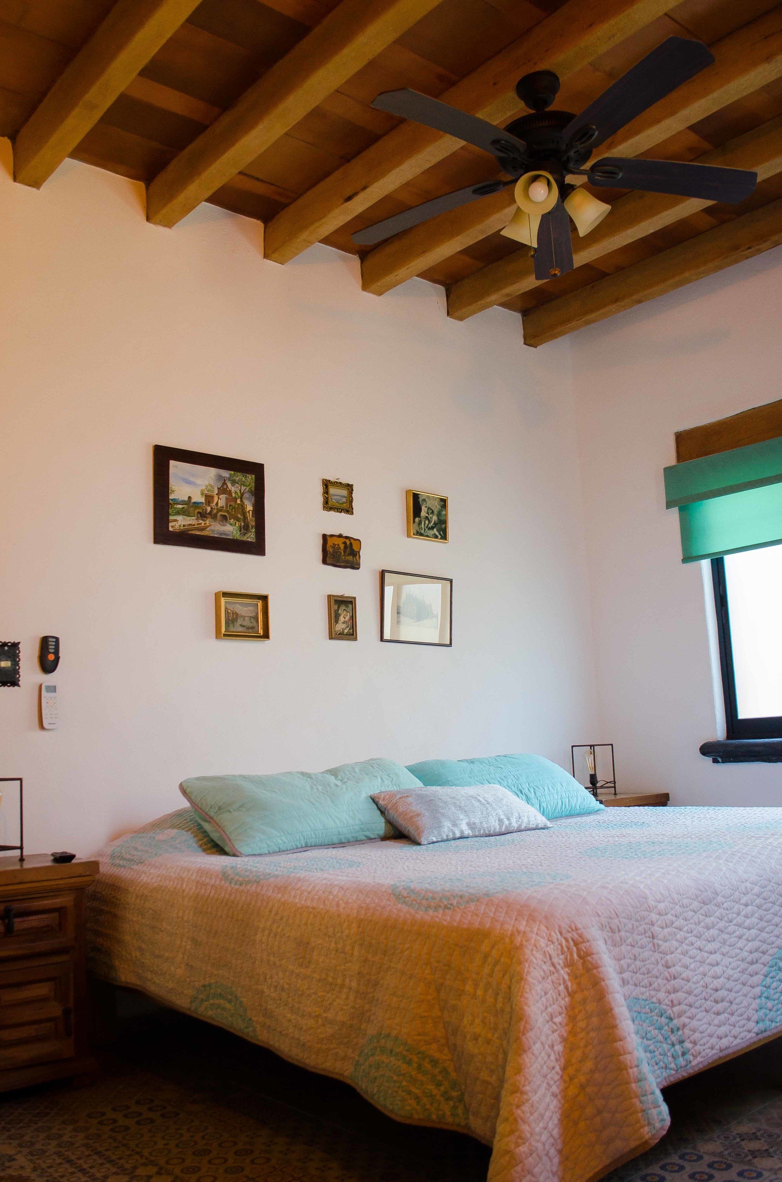 standard room, 1 king bed | individually decorated, individually furnished, free wifi, bed sheets