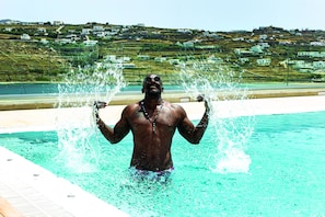 Infinity pool - Corfos Villa (Mykonos)