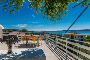 Classic Apartment, 2 Bedrooms, Balcony, Sea View | Terrace/patio