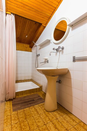 Bathroom - Apartments Maja (Sukosan)