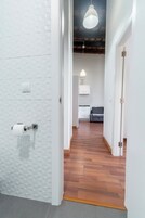 Basic-Apartment, 1 Schlafzimmer | 1 Schlafzimmer, Daunenbettdecken, Schreibtisch, schallisolierte Zimmer