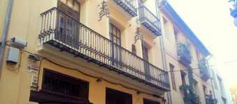 Up Town 25