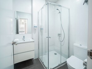 Basic Apartment, 1 Bedroom | Bathroom - Up Town 25 (Valencia)