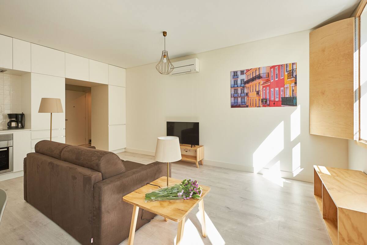 Apartment, 1 Bedroom | 1 bedroom, desk, laptop workspace, cribs/infant beds