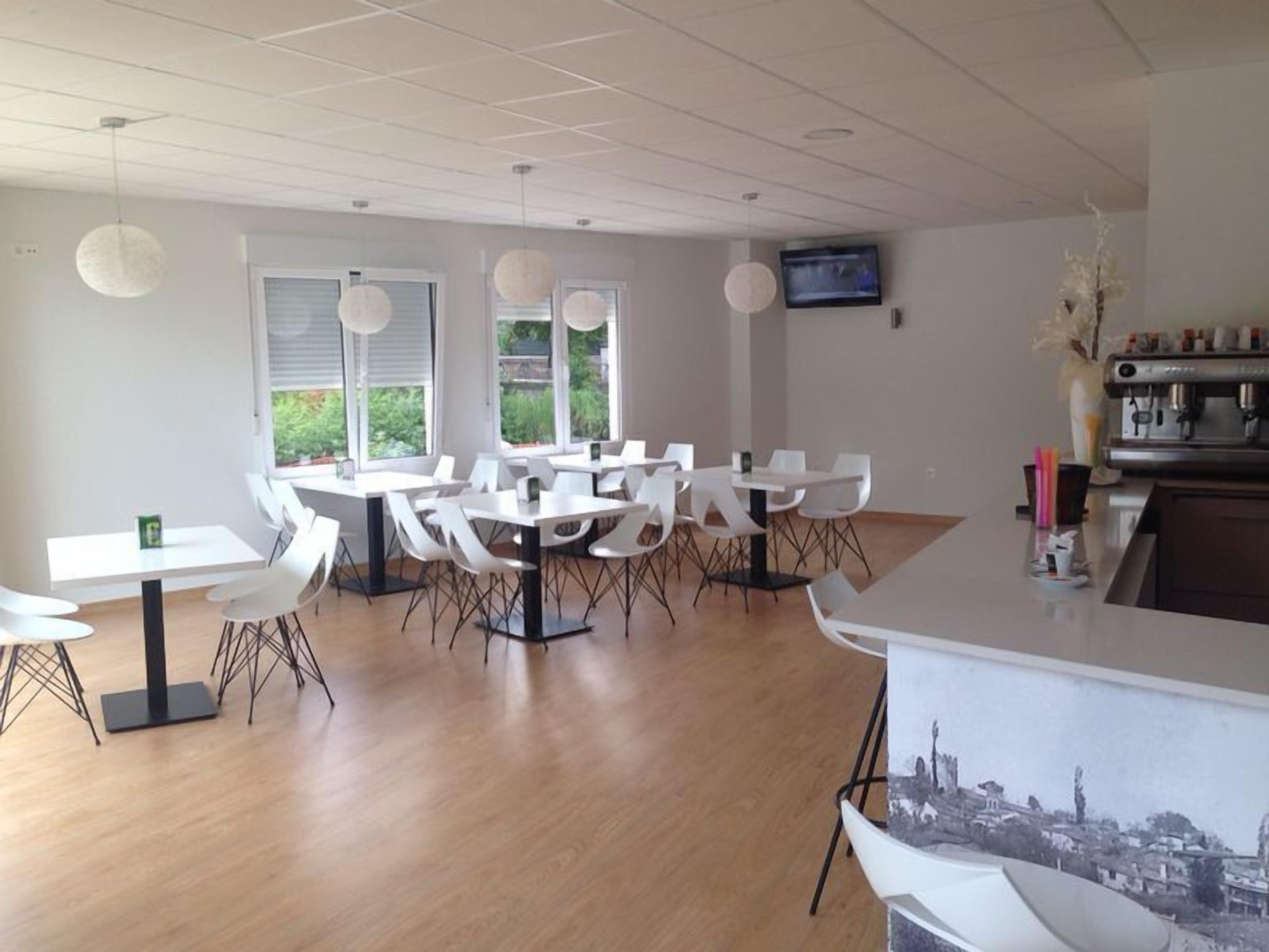 Photo - Pensión-Albergue Puente Ribeira