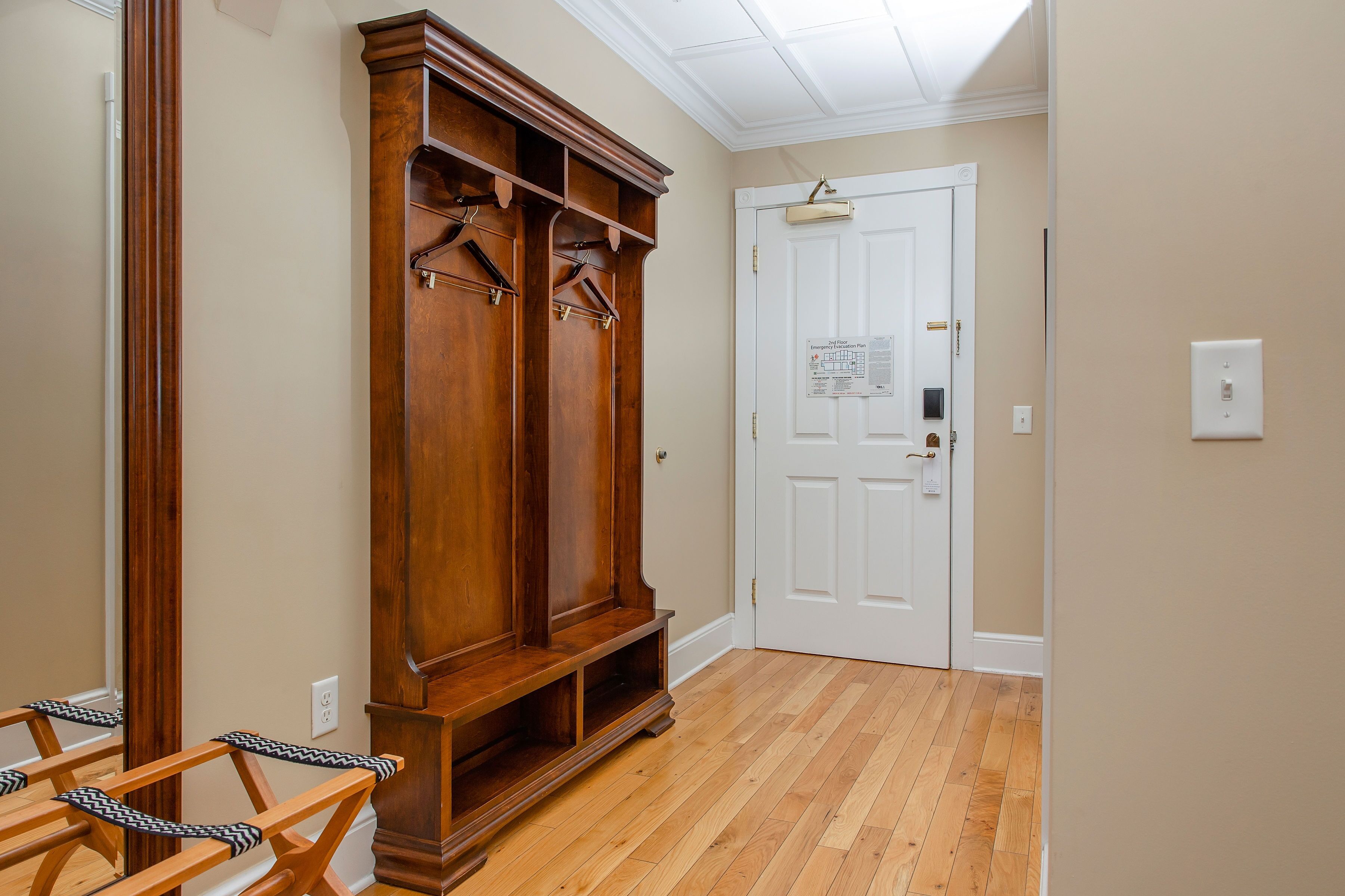 1 bedroom, premium bedding, desk, free wifi