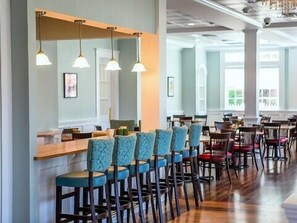 Bar lounge