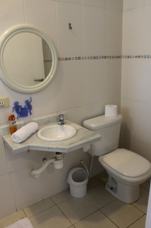 Bathroom - Aloha Cantinho do Pirata (Guaruja)