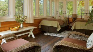 Spa Retreat | エキストラベッド