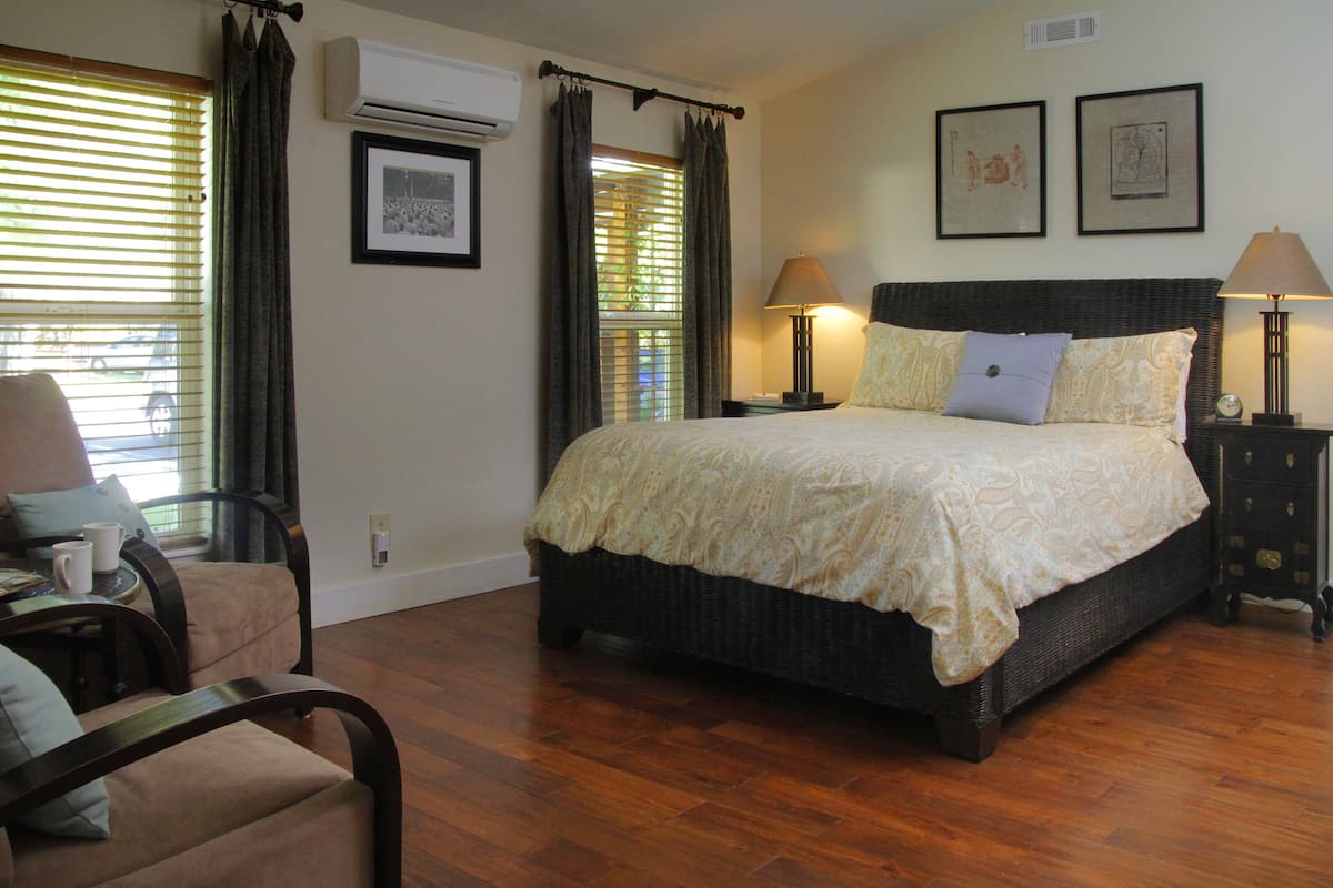 Tao House | WiFi (free), bed sheets