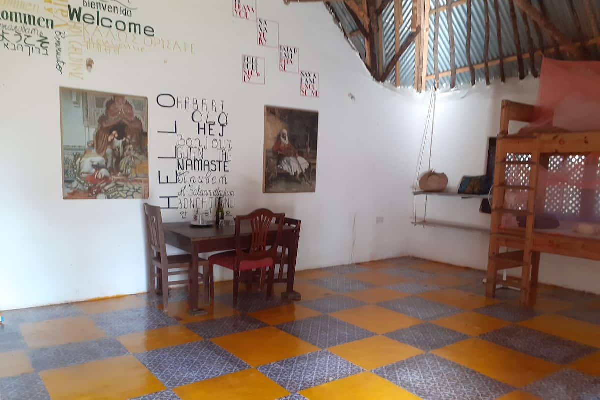 Basic Shared Dormitory, Mixed Dorm