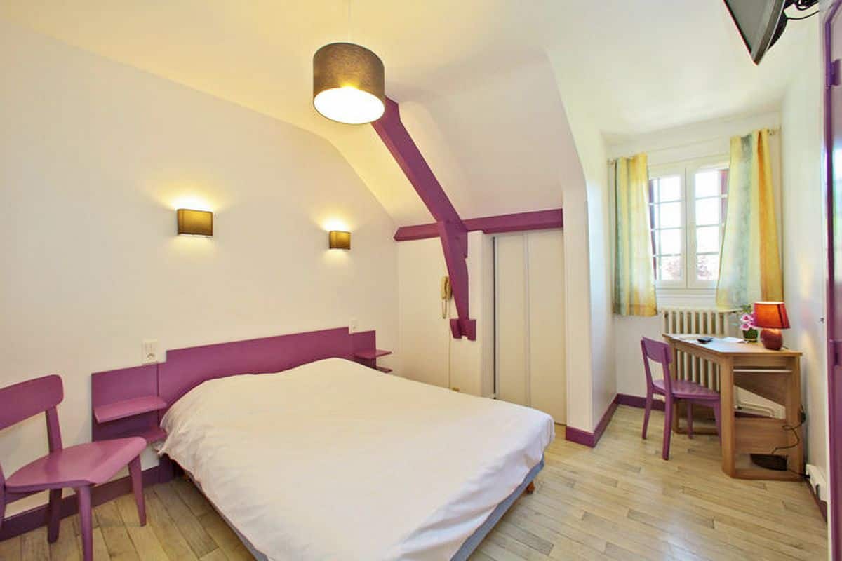 standard double room | desk, free wifi