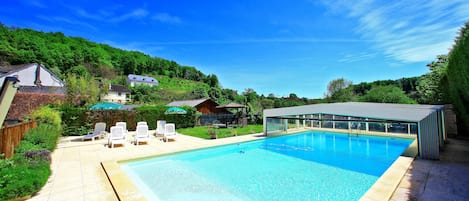 Indoor pool, outdoor pool