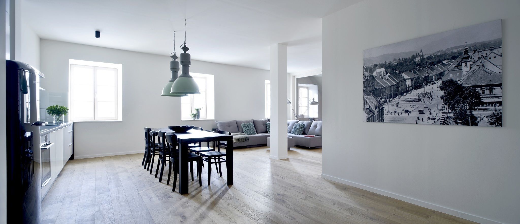 Apartment, 4 Schlafzimmer | Wohnbereich | Flachbildfernseher