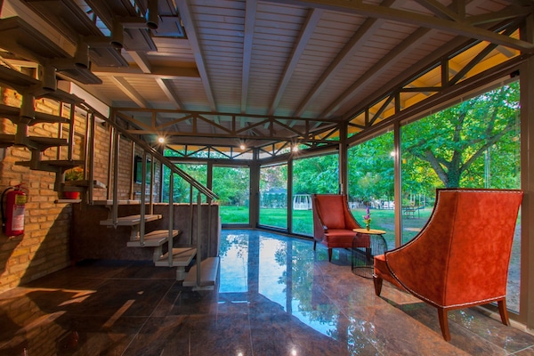 Junior Garden Villa | Living room
