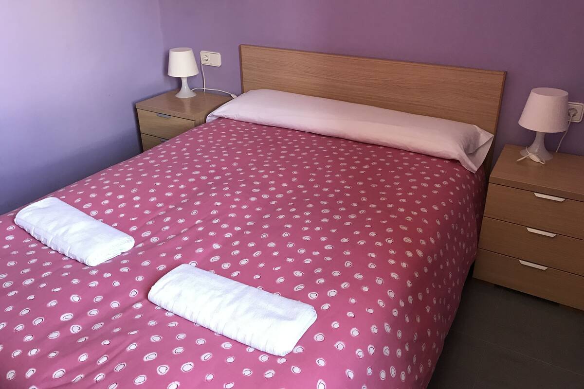 Apartment, 2 Schlafzimmer (2 people) | Verdunkelungsvorhänge, Zustellbetten, WLAN, Bettwäsche