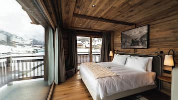 Superior-Dreibettzimmer | Zimmersafe, Schreibtisch, Bügeleisen/Bügelbrett, kostenloses WLAN