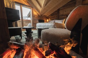 Suite Deluxe | Una cassaforte in camera, una scrivania, ferro/asse da stiro