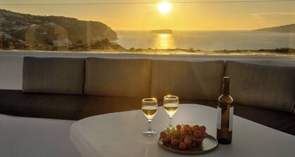 Hemera Holiday Home