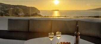 Hemera Holiday Home