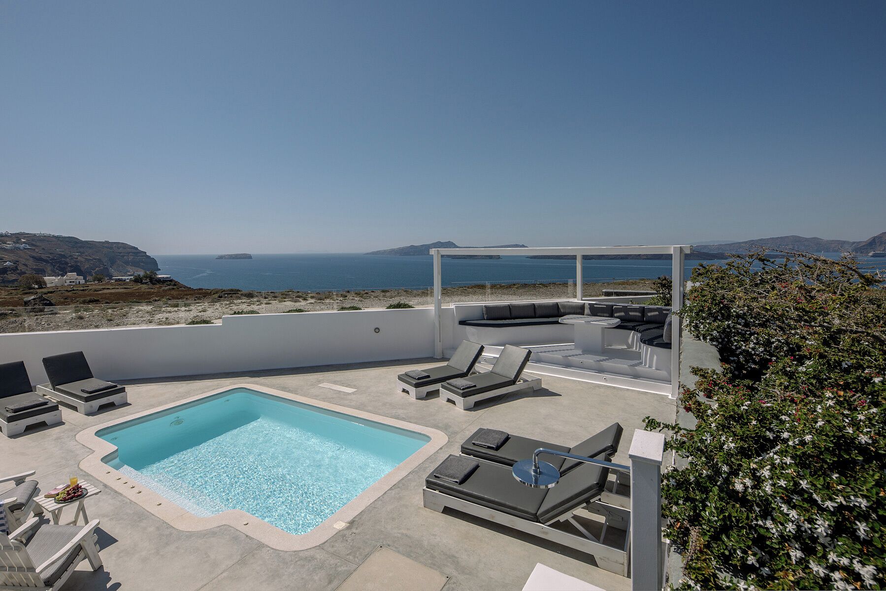 Outdoor pool, open 8:00 AM to 8:00 PM, sun loungers