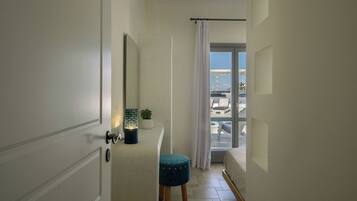 Deluxe Villa, Private Pool, Sea View (Caldera) | 3 bedrooms, Egyptian cotton sheets, premium bedding, down duvets
