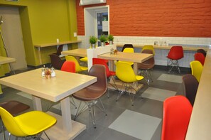 Café - Guest Complex Neftyanik (Perm)