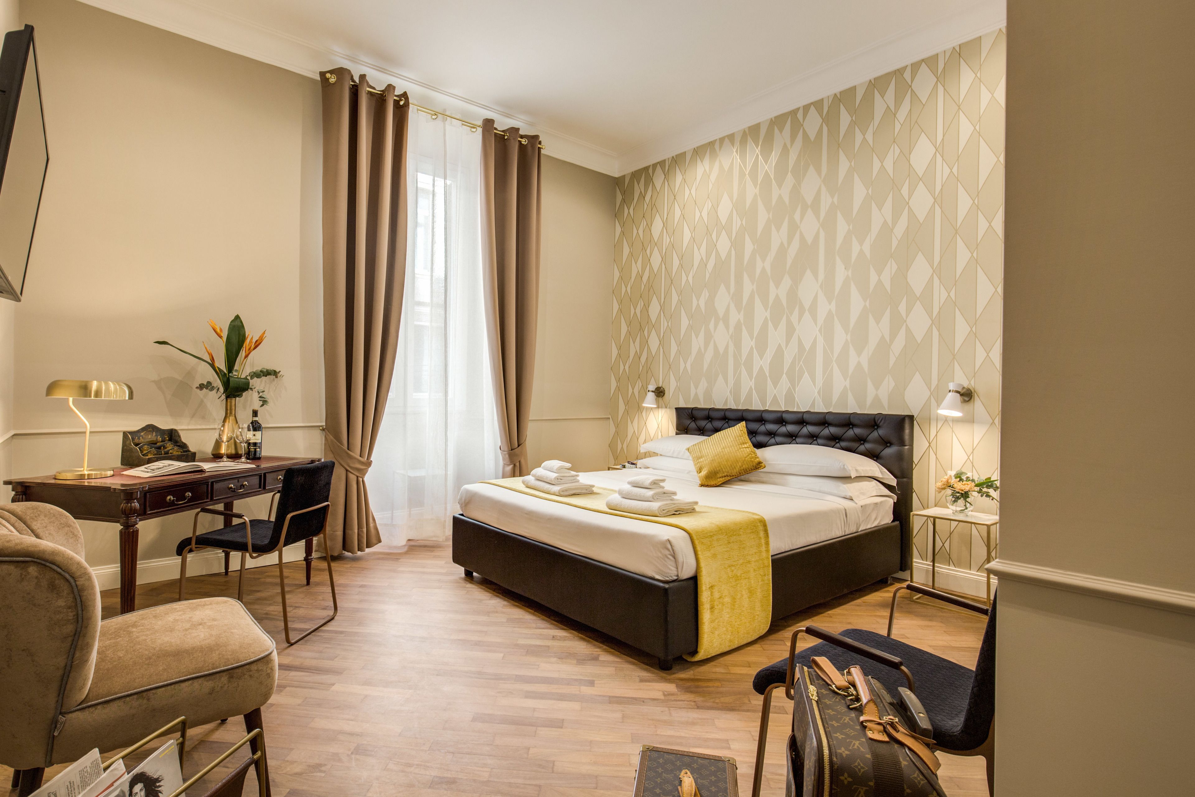 premium bedding, down duvets, minibar, in-room safe