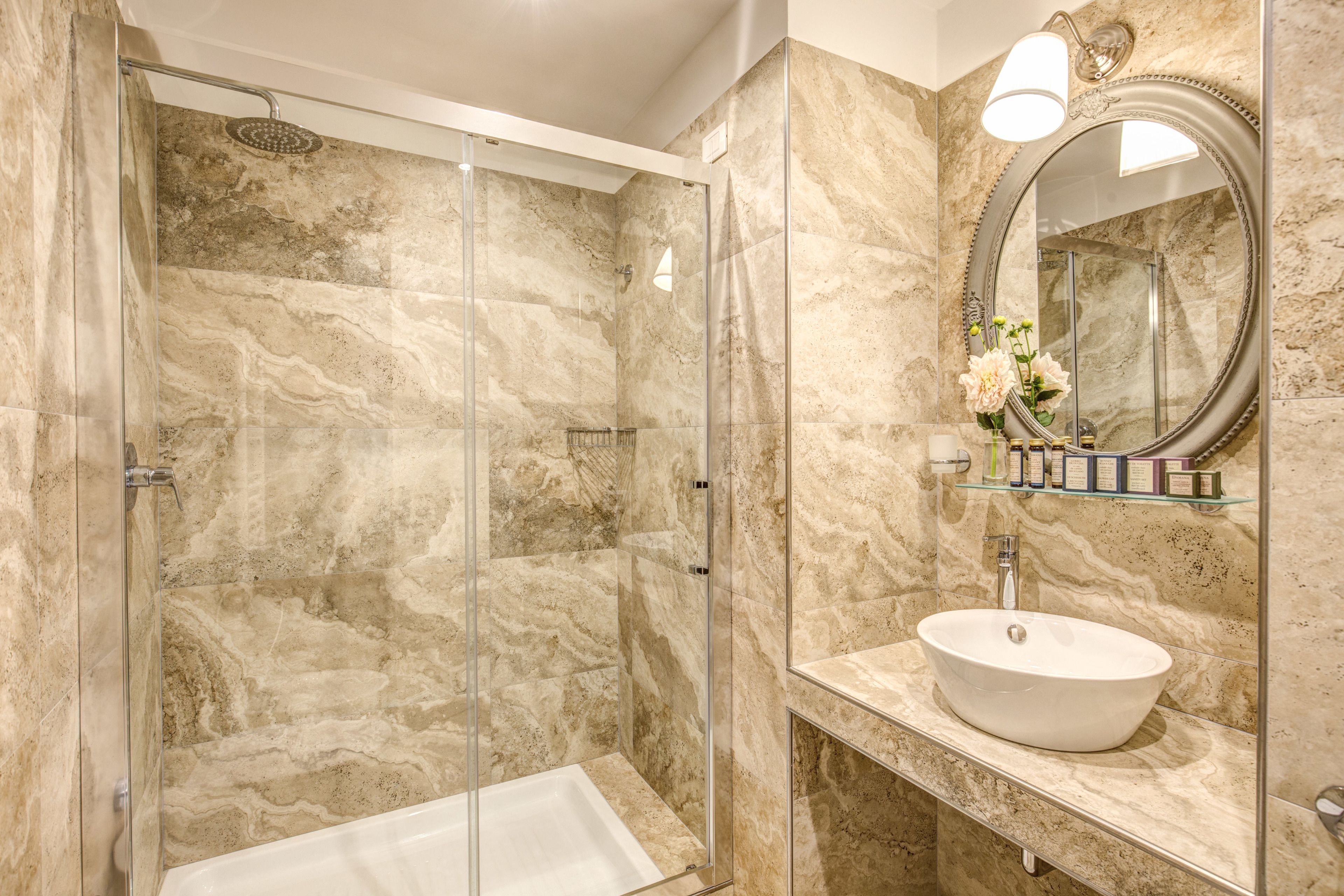 shower, rainfall showerhead, free toiletries, hair dryer