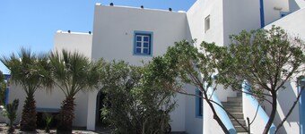 Studio Apartment Perivolos