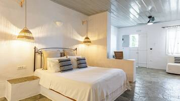 Suite apartment without loft | 3 habitaciones, insonorización y tabla de planchar con plancha