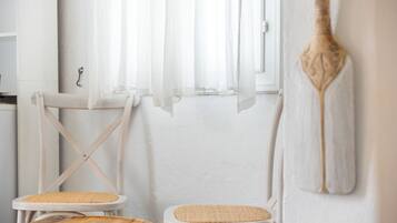 Dahlia | 3 habitaciones, insonorización y tabla de planchar con plancha