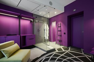 Habitación panorámica, 1 cama de matrimonio grande | Ropa de cama de alta calidad, edredones de plumas, caja fuerte