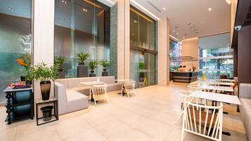 Breakfast served, international cuisine, pool views