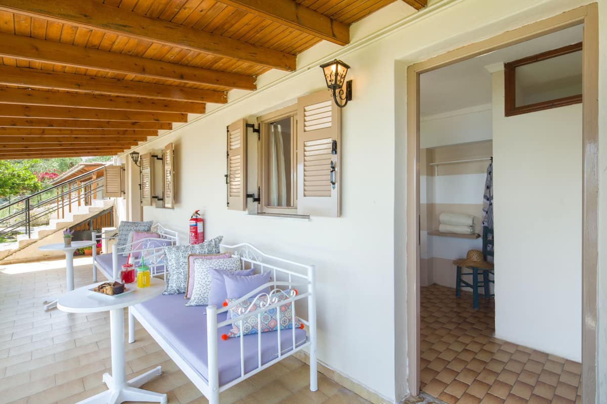 Economy Room, Garden View | Terrace/patio