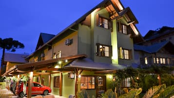 Front of property – evening/night