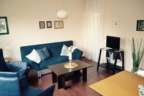 Apartment, Balcony (incl cleaning Fee 41.65 EUR) | Living area | Flat-screen TV