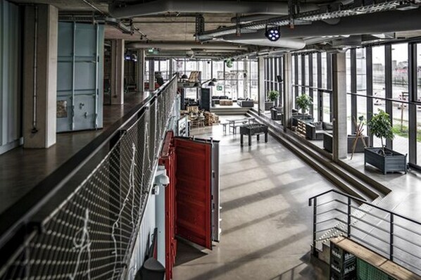 Lobby - DOCK INN Hostel Warnemünde (Rostock)