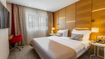 Superior Family Suite with Sea View | Ropa de cama de alta calidad, colchones Tempur-Pedic, minibar