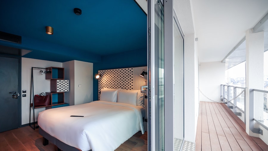 BOMA easy living hotel