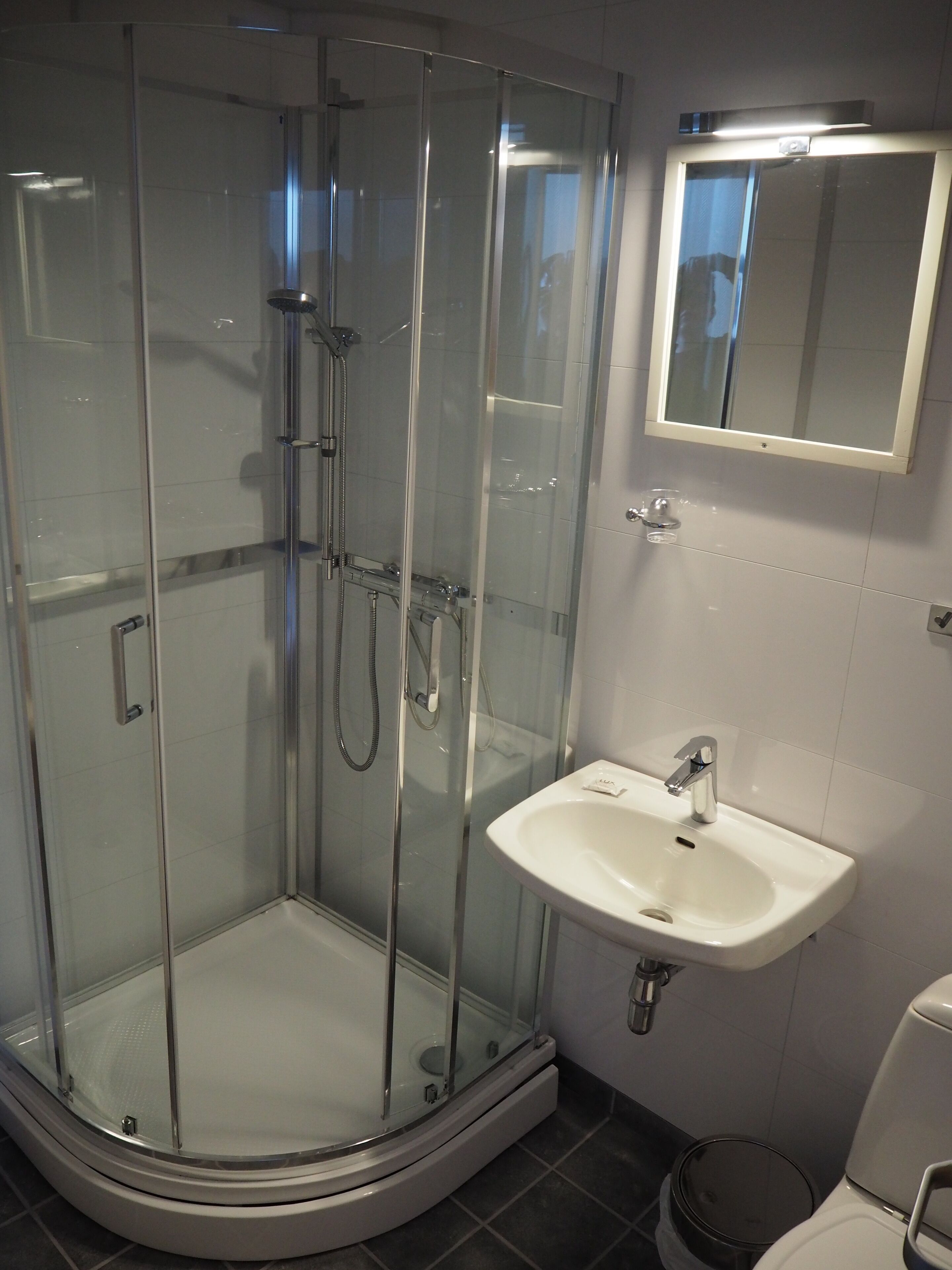 Superior Single Room | Bathroom