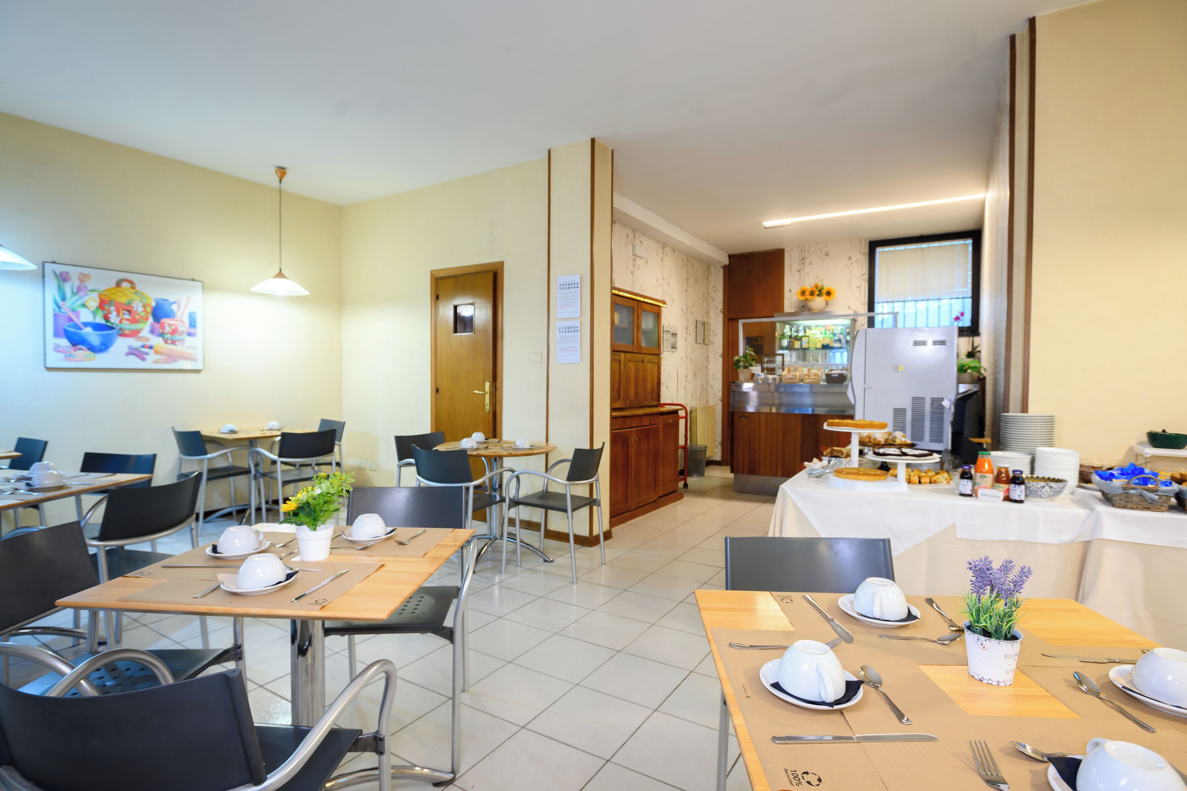 daily buffet breakfast (eur 6 per person)