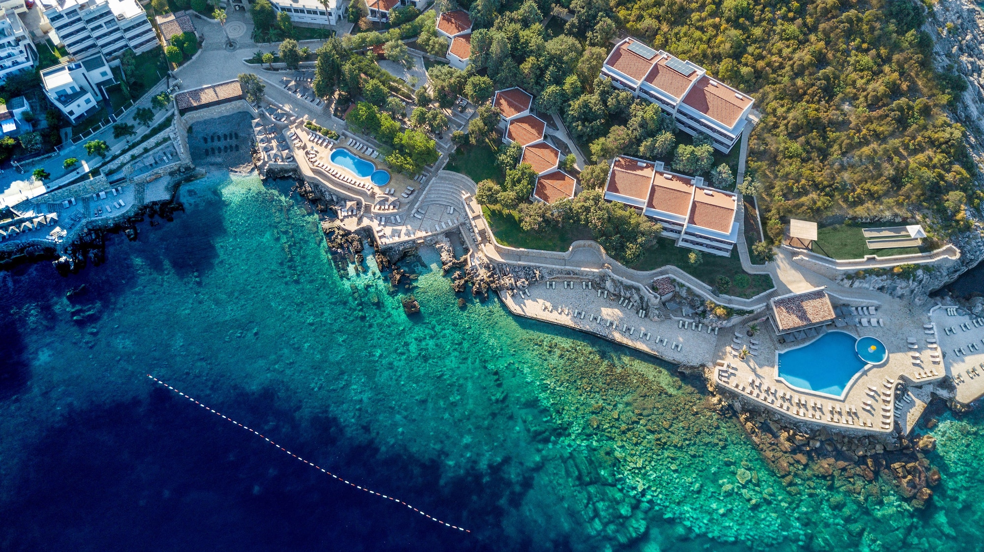 4 Star Hotels
