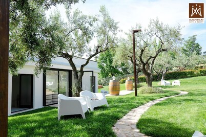 Magnificat - Hotel & Resort