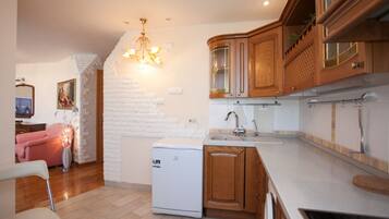 Apartment, 1 Schlafzimmer, Sauna (Tsvillinga str. 34) | Eigene Küche