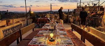 Anatolia Raymonde Cave House