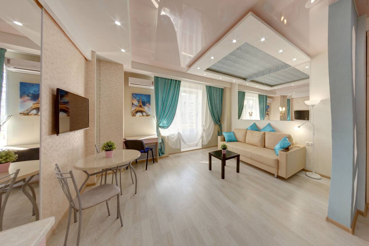 Studio Double Apartment with jetted tub and balcony, on MOPRa sqr., 9 | Living area | Plasma TV